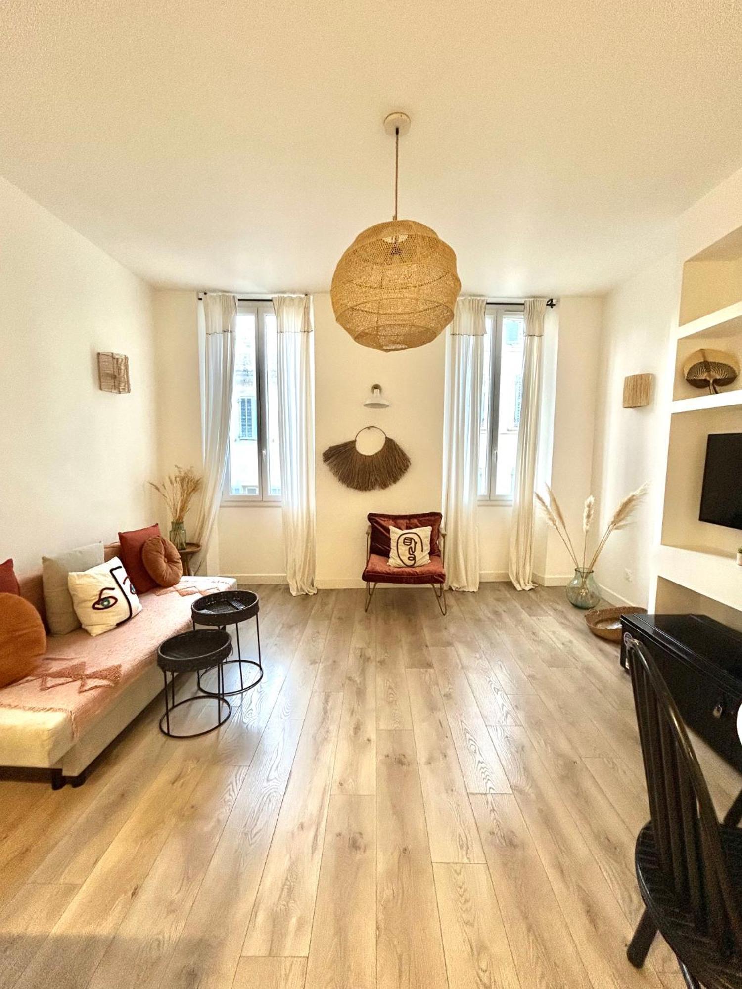 Le Saint Victor Apartment มาร์กเซย ภายนอก รูปภาพ